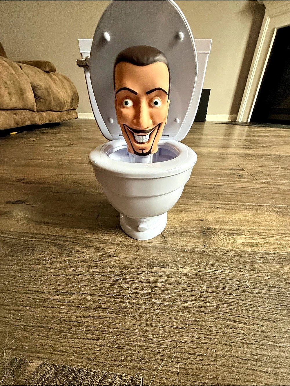Bonkers Toys Skibidi Toilet Mystery Surprise Toilet